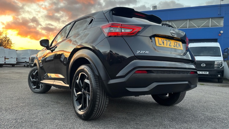 Nissan Juke 1.0 DiG-T 114 N-Connecta 5dr DCT Petrol Hatchback